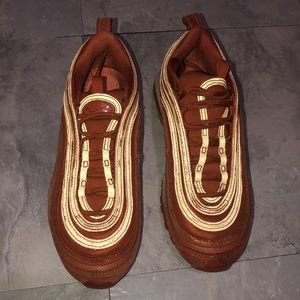 Nike Air Max size 5.5 women orange shiny glittery sneakers